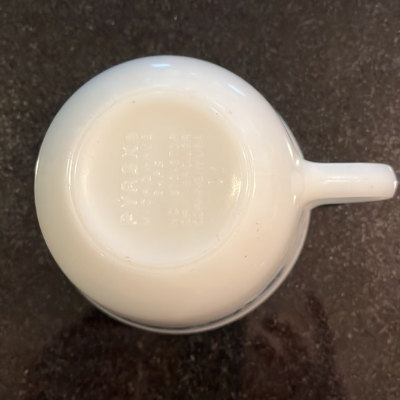 (1) Pyrex Old Town Tea Cup - Picture 7 of 9